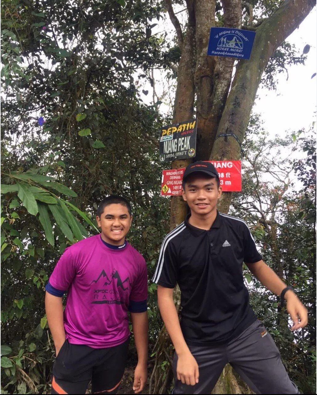 Hiking — Gunung Nuang